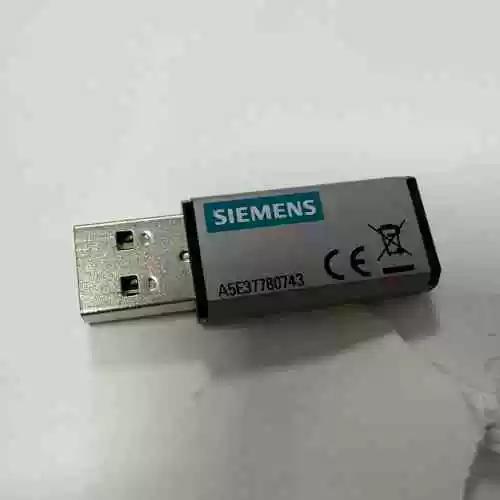 系统U盘缩略图