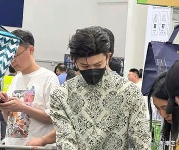 ps的滤镜库怎么用不了