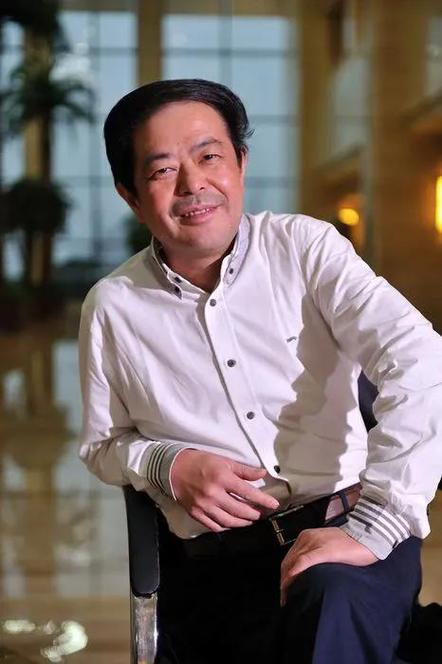 荣盛集团创始人