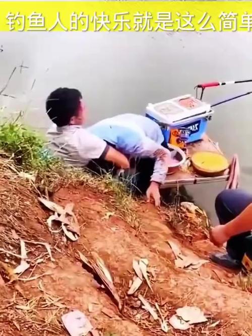 钓鱼佬钓万斤大鱼