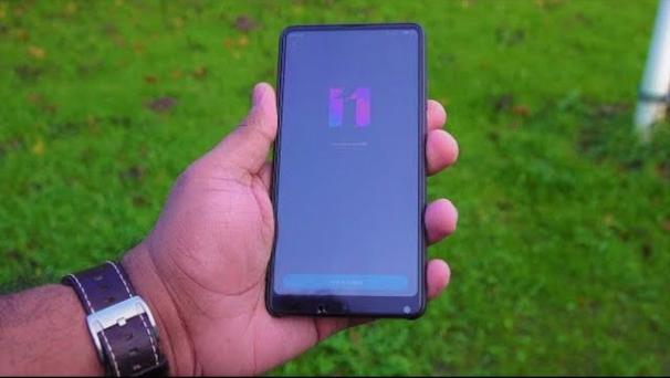 mix2更新MIUI11开机缩略图