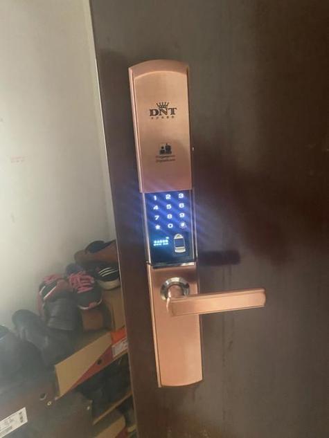 指纹锁没电了进不去缩略图