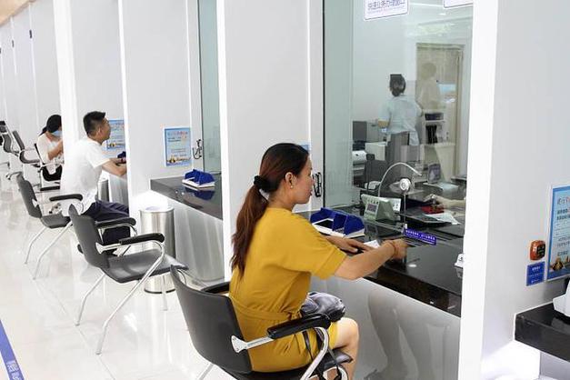 银行人工取款就是柜台取款一般都没有设置金额