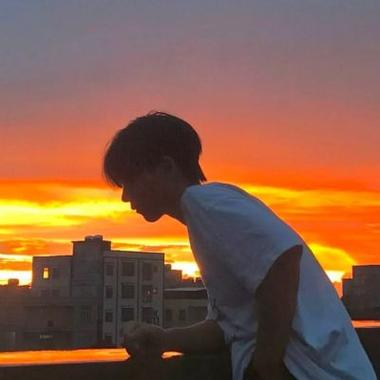 阳光大男孩头像