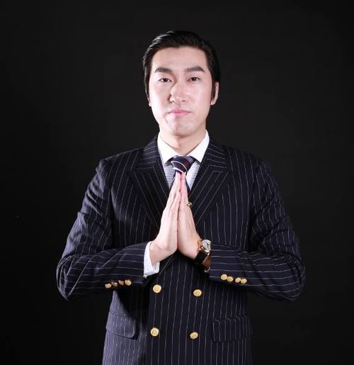 新视商创始人