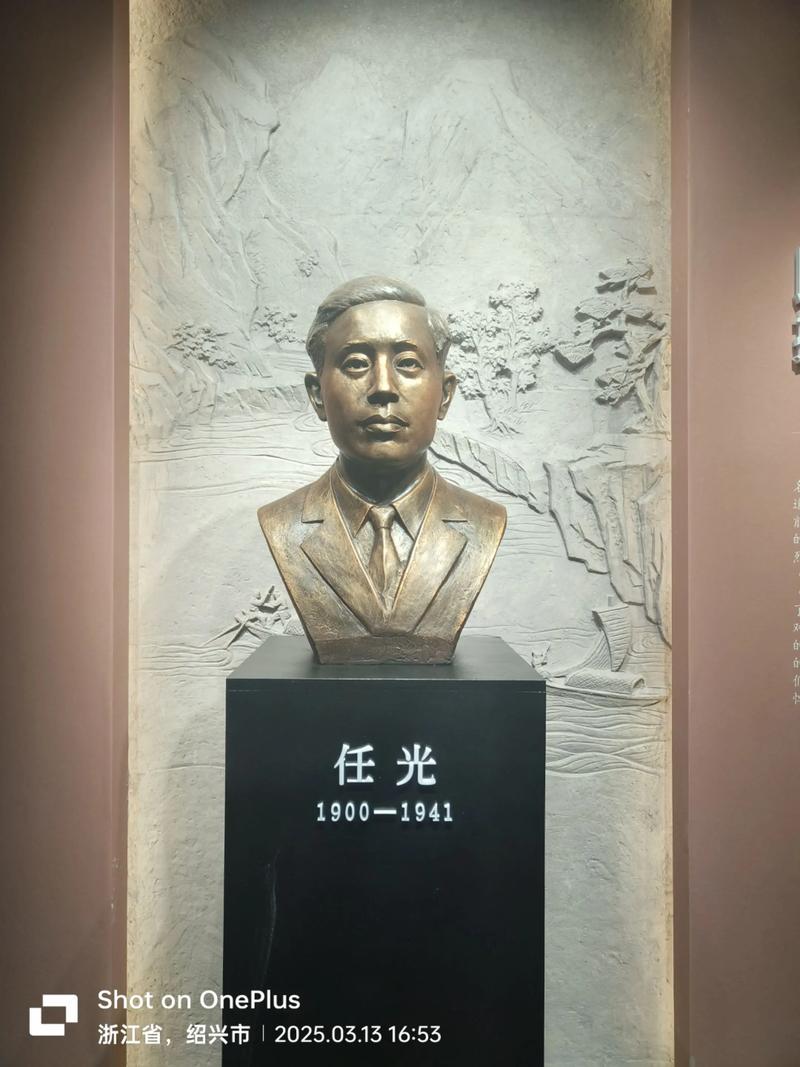 长佩会主动签约作者吗
