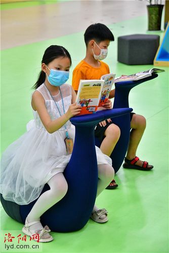 小小读书缩略图