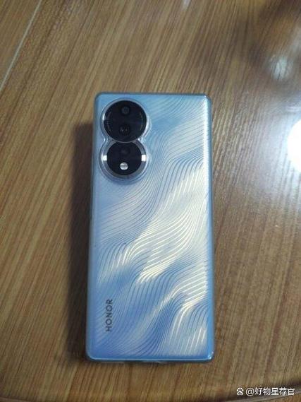 荣耀80建议买吗缩略图