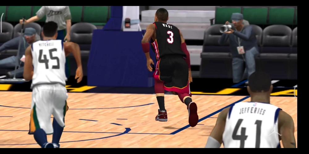 nba2k20怎么扣篮缩略图