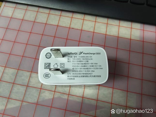 vivo120w充电伤电池吗