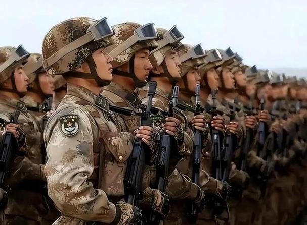 中国人民解放军陆军游戏截图