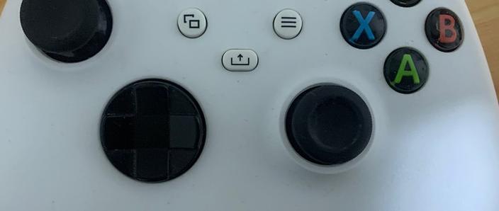 xbox手柄电源灯按着闪截图
