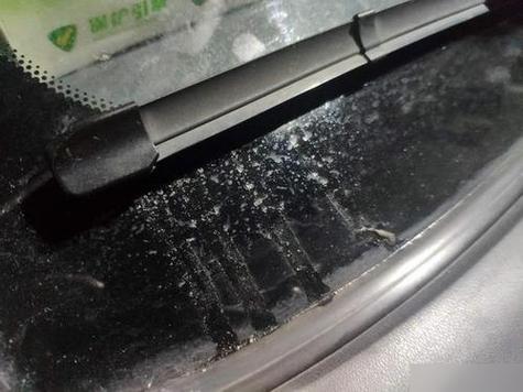 点胶粘在门上用什么可以去除缩略图