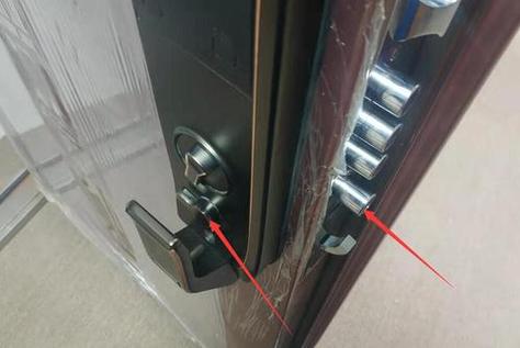门锁里面反锁外面能打开吗缩略图