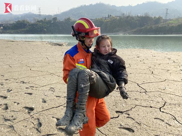央视采访熊孩子视频