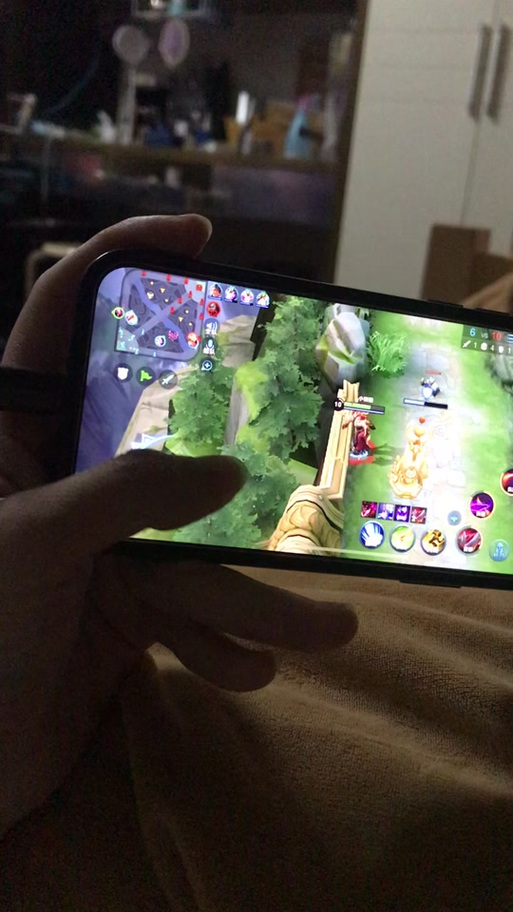 iphone 12打游戏掉帧图标