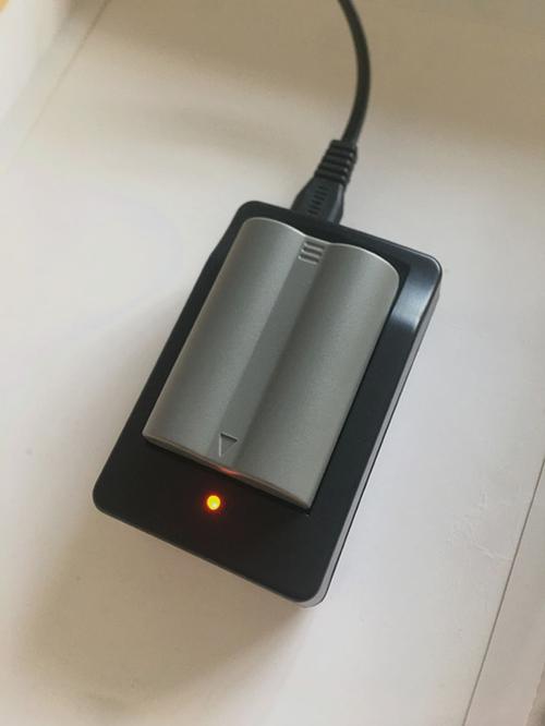 相机一般充电多久能满