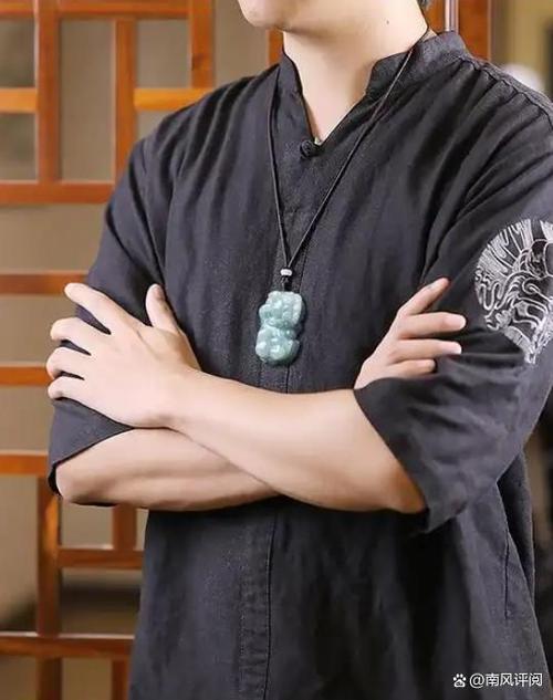 男人戴什么吊坠最好