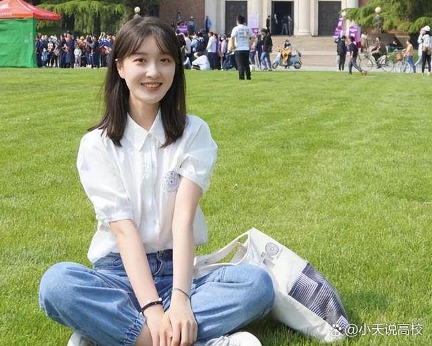 科技之城的女神动漫派截图