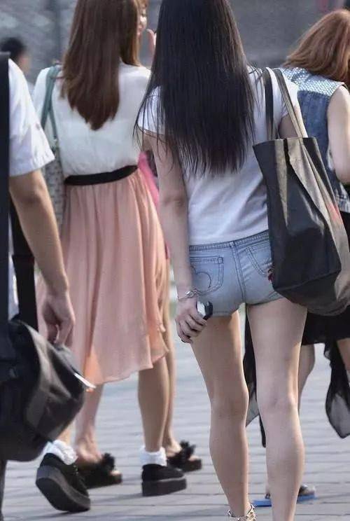 怎样改短裤脚看不出来截图