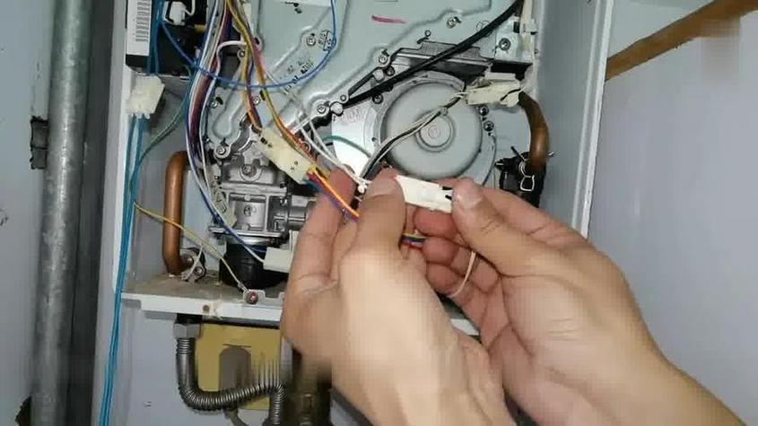 樱花天然气热水器e1故障解决方法缩略图