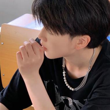 独一无二霸气头像男