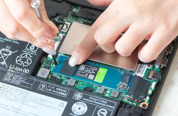 dell7557加装固态硬盘