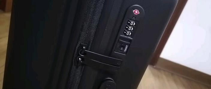 米家行李箱初始密码