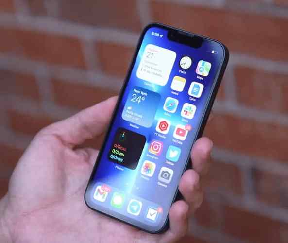 iphone手机屏幕忽明忽暗