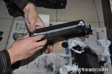 惠普打印机怎样加碳粉图标
