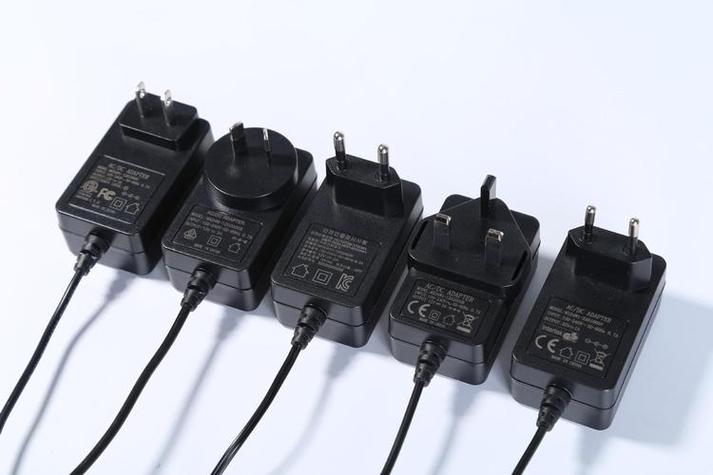 输出5v=3a/9v=2a/12v=1.5a