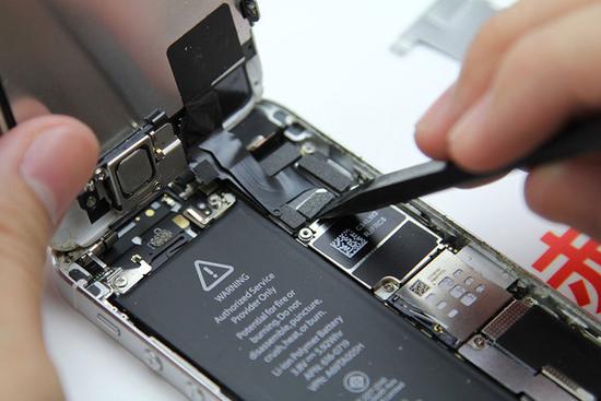 5s更换屏幕 se教程缩略图
