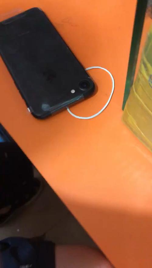 iphonex摄像头黑斑修理游戏截图