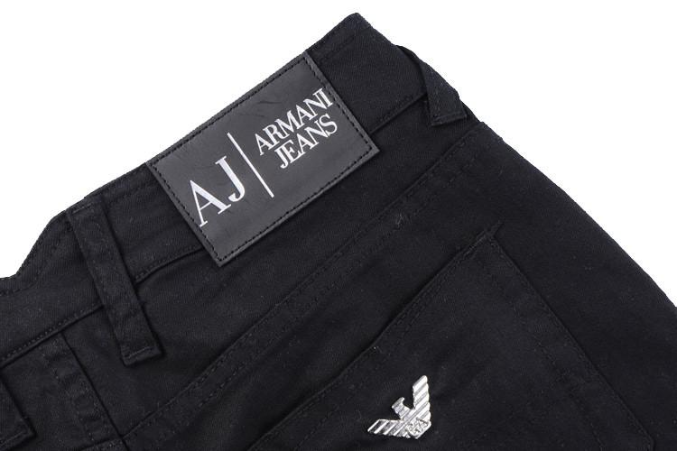 armanijeans是什么档次