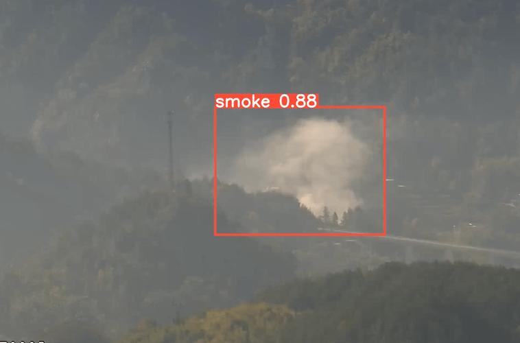 烟雾报警器一闪一闪缩略图
