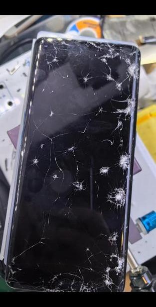 手机外屏碎了有必要换吗游戏截图