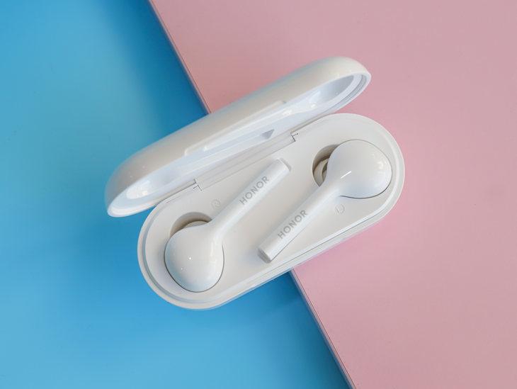 荣耀蓝牙耳机flypods