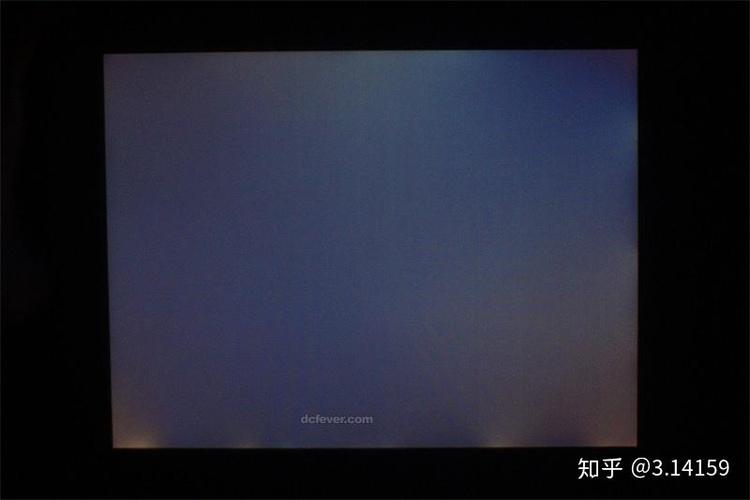 ipad边上有黑影