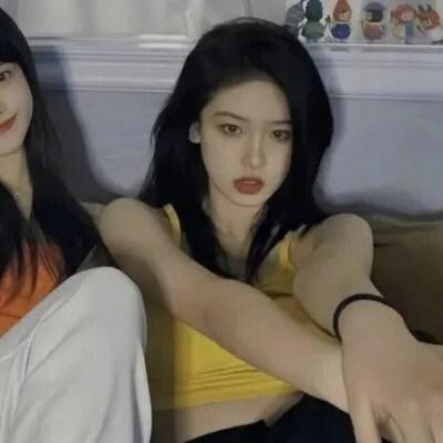闺蜜头像一萌一酷霸气图标