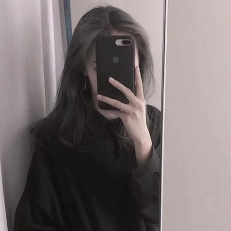 女生挡脸图片