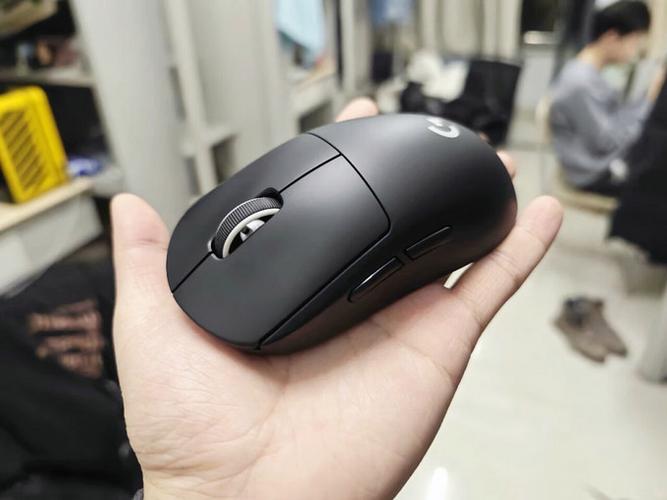 罗技鼠标m280和m330截图