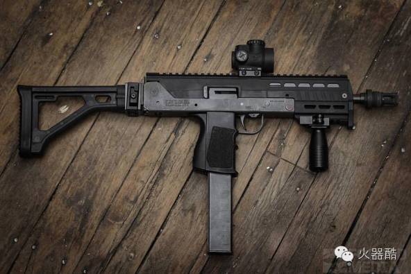mac11冲锋枪截图