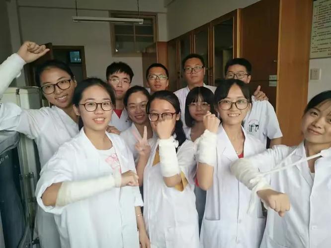 骨科医学生一般学几年图标