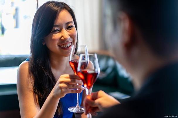 女人敬酒情商口才截图