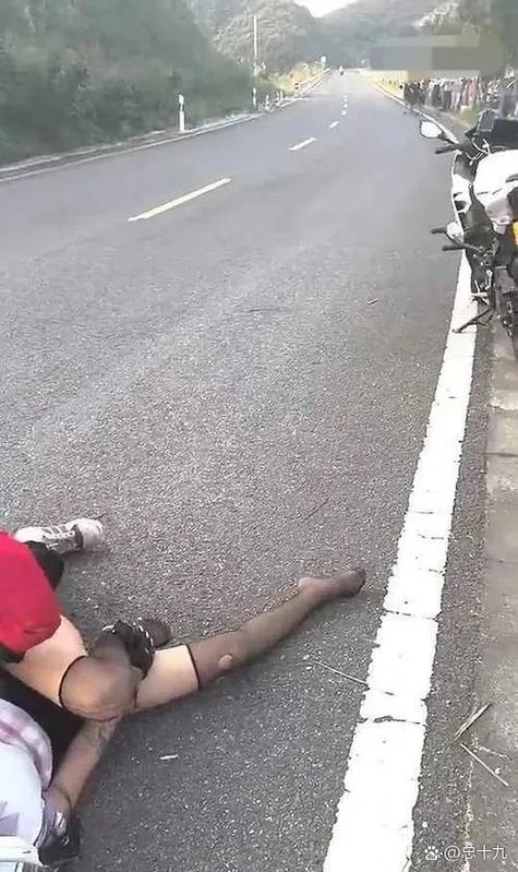 发朋友圈信息被折叠了怎么办截图