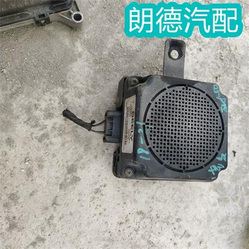 电车报警器在哪个位置