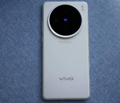 vivox100s拆后盖教程游戏截图