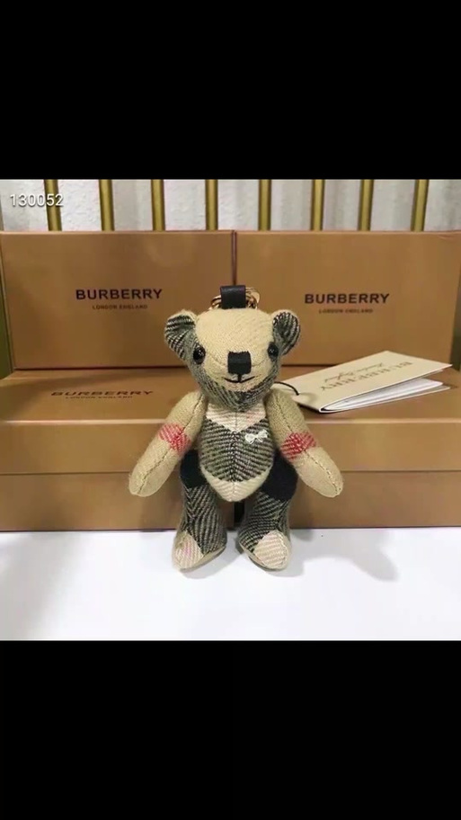 burberry小熊礼盒截图
