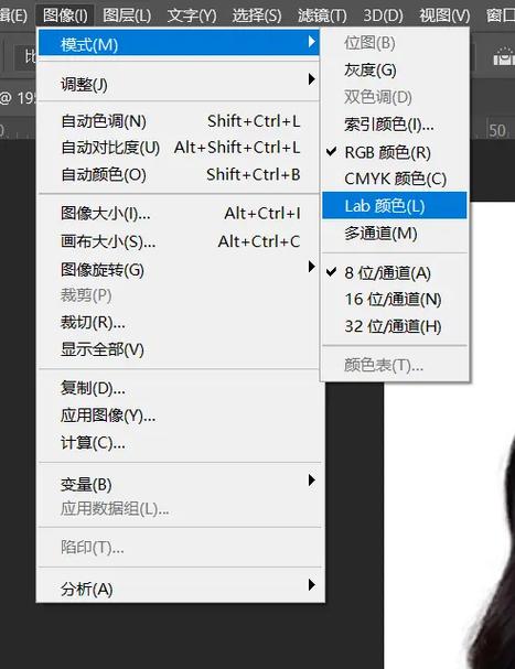 照片突然变得模糊游戏截图