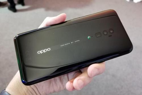 oppo四个摄像头是哪款